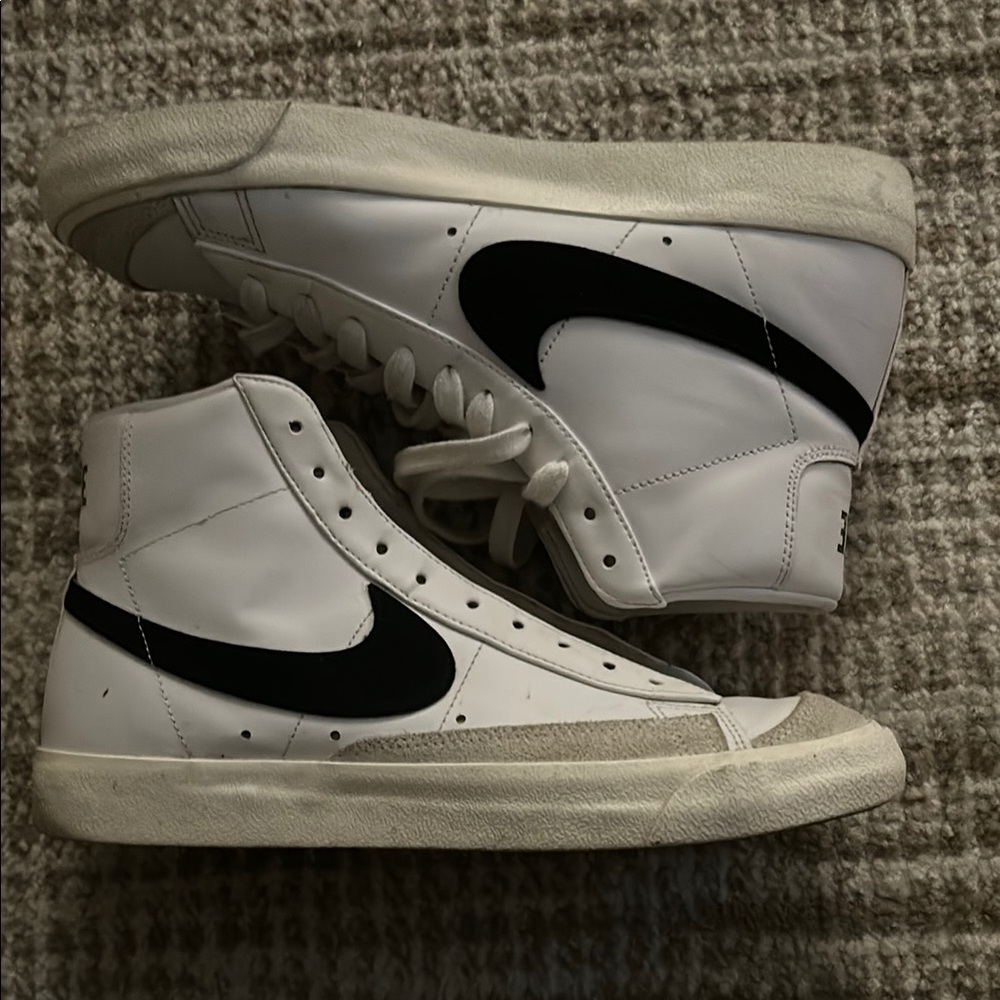 Nike Men's White and Black High-Top Sneakers